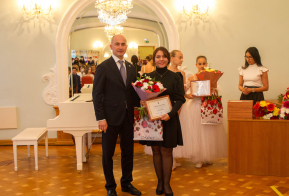 Одаренные дети края будут получать губернаторскую стипендию