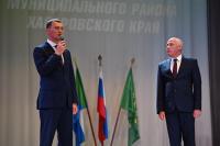 Перейти к новости Михаил Дегтярев дал установку новому главе Бикинского района работать на благо людей
