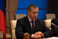 Модернизацию социальной инфраструктуры и реновацию городов обсудил с губернаторами ДФО Юрий Трутнев