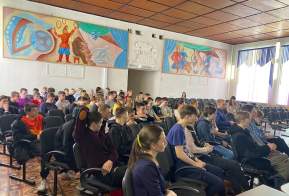 Работу на ключевых предприятиях района получают выпускники Совгаванского промышленно-экономического техникума 