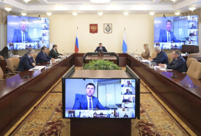 Михаил Дегтярев: лишним турник во дворе не будет!