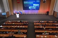 Перейти к новости Михаил Дегтярев: антикризисный план работает