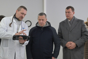 Юрий Трутнев и Михаил Дегтярев проинспектировали хабаровское предприятие по производству БПЛА