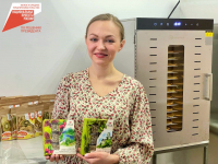 Перейти к новости Производство полезных лакомств с дальневосточными ягодами и водорослями поддержали в Хабаровском крае