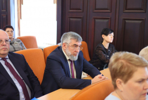 Дмитрий Демешин представил нового министра здравоохранения Хабаровского края