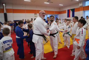 Олимпийские чемпионы провели мастер-классы для юных спортсменов в Хабаровске