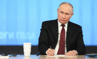 Перейти к новости Владимир Путин: материнский капитал - уникальное изобретение России