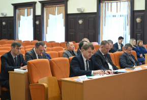 Ситуацию с пожарами обсудили в правительстве края