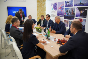 Правительство Хабаровского края и ПАО Акционерная финансовая корпорация 