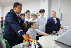 Старшеклассников региона приглашают на профориентационную смену 