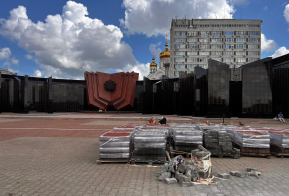 Реконструкция мемориала на площади Славы идет по графику