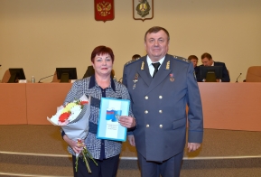 Работников автомобильного транспорта чествовали в Правительстве края