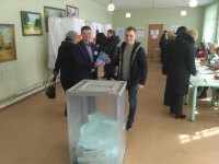 Перейти к новости Комсомольский район в лидерах по явке на выборы Президента РФ