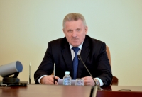 Перейти к новости Вячеслав Шпорт поручил провести выездные медицинские обследования в Охотском районе