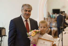 Талантливая молодежь края будет получать стипендию губернатора