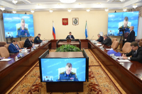 Перейти к новости Правительственная комиссия под председательством Евгения Зиничева придала паводковой ситуации на Дальнем Востоке новый статус