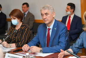 Вопросы освоения золоторудного месторождения Чульбаткан обсудили краевые власти с канадской компанией Кинросс Голд